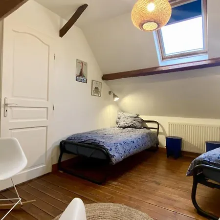 Nyaraló Les Volets Bleus *