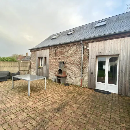 Holiday home Les Volets Bleus